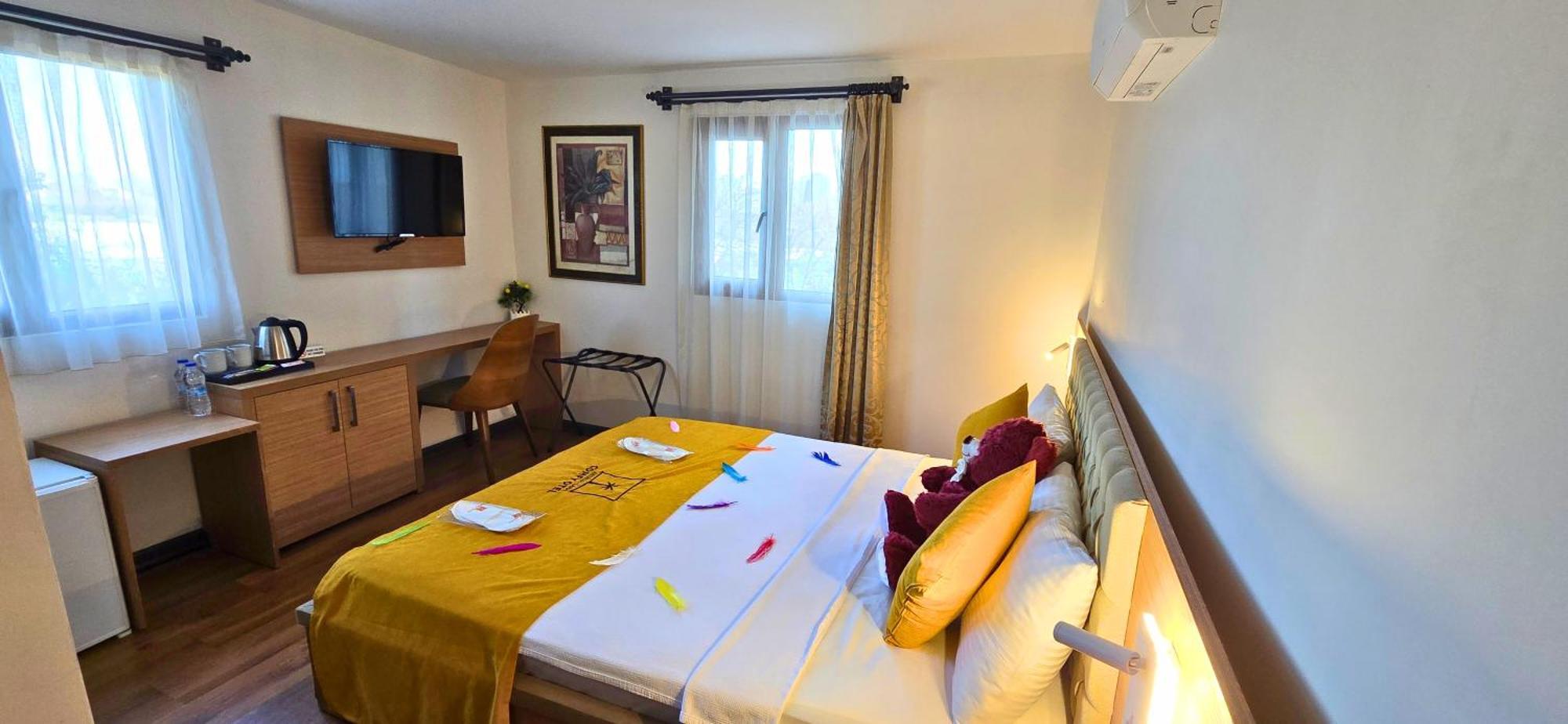 Comfy Otel Antalya Lara Buitenkant foto
