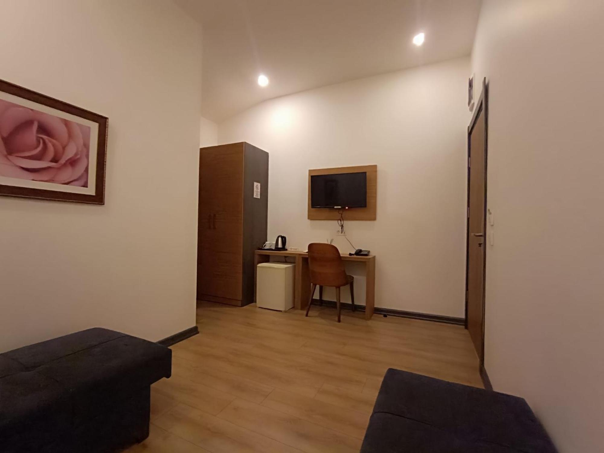 Comfy Otel Antalya Lara Buitenkant foto